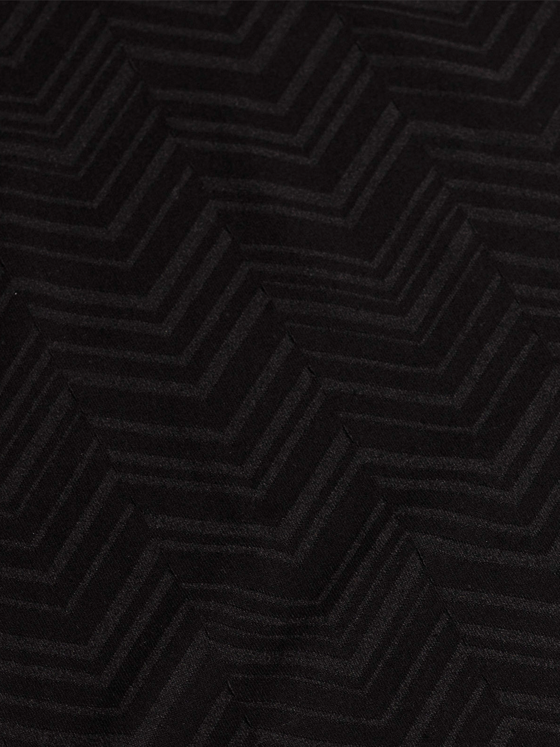 Abrey Herringbone Jacquard Polo in Black